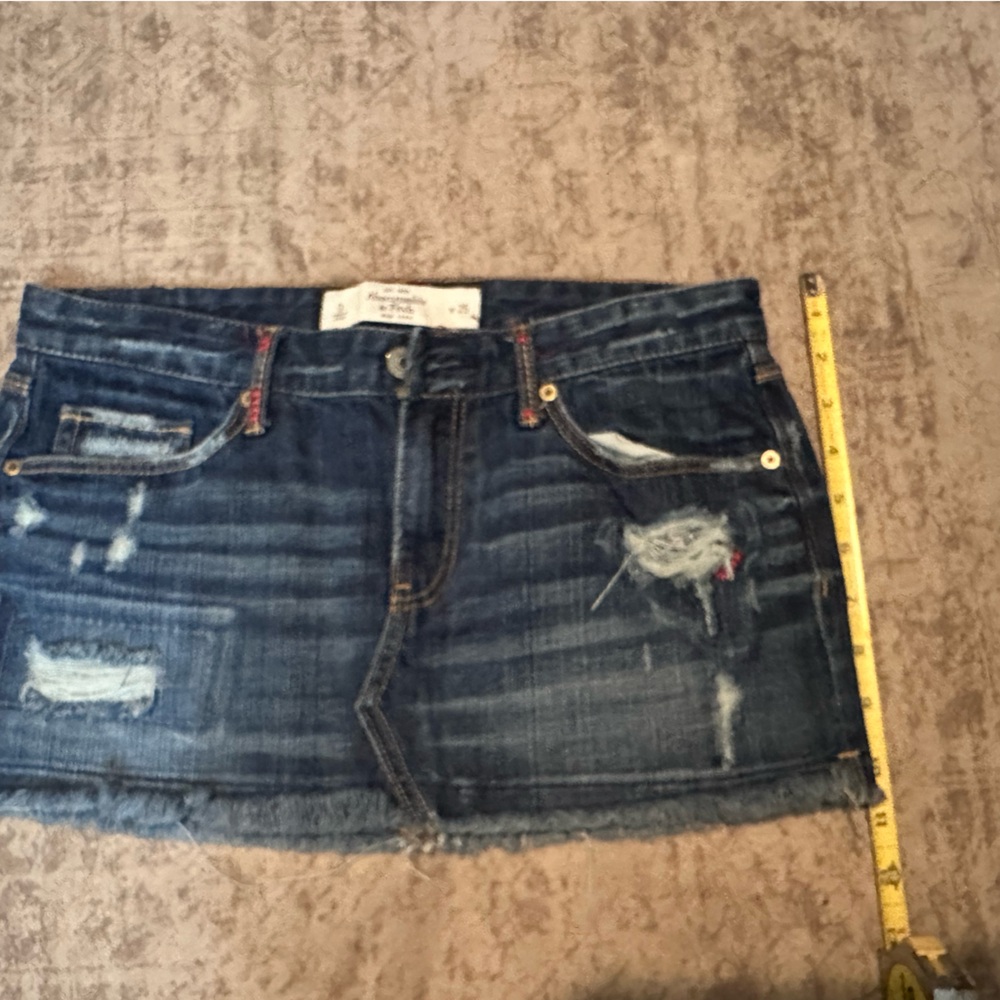 Abercrombie & Fitch Dark Blue Distressed skirt